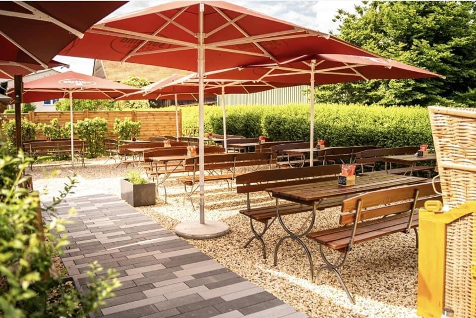 Rhoenblick Landhotel - Restaurant - Countrypub Petersberg  Zewnętrze zdjęcie