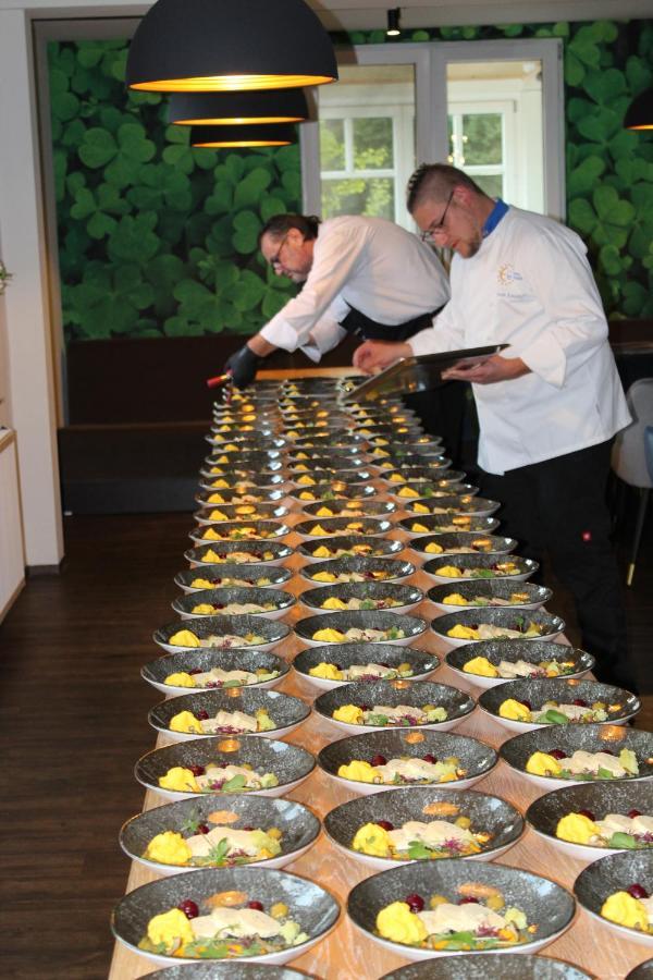 Rhoenblick Landhotel - Restaurant - Countrypub Petersberg  Zewnętrze zdjęcie