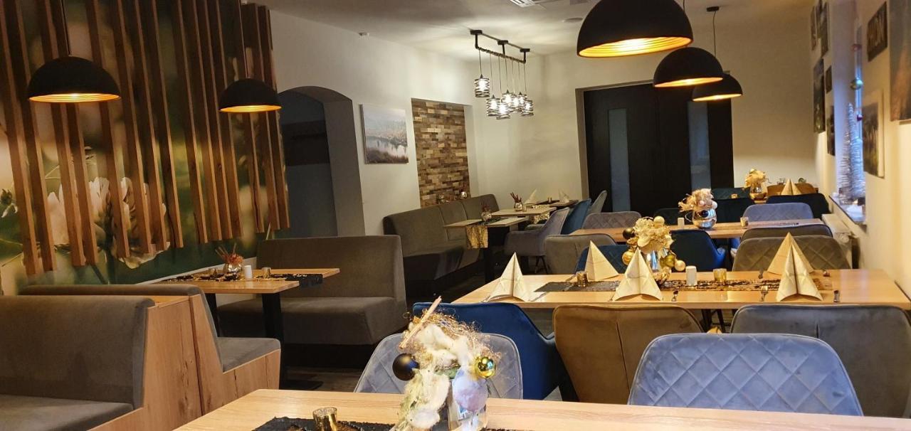 Rhoenblick Landhotel - Restaurant - Countrypub Petersberg  Zewnętrze zdjęcie