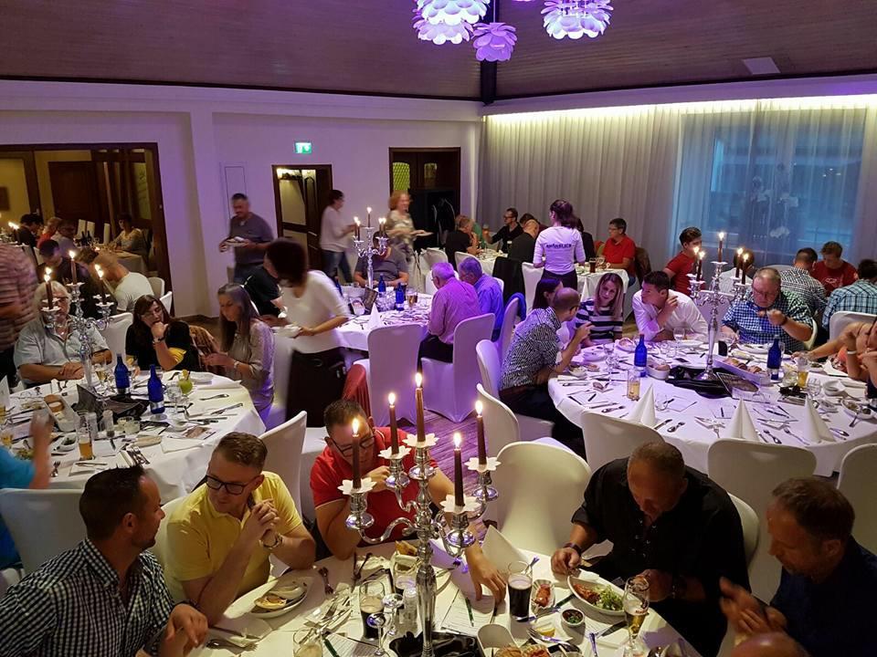 Rhoenblick Landhotel - Restaurant - Countrypub Petersberg  Zewnętrze zdjęcie